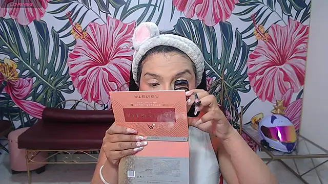 Small naughty  online show from 04.12.26