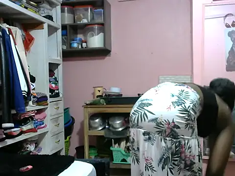 slender-qwene online show from 03.03.26