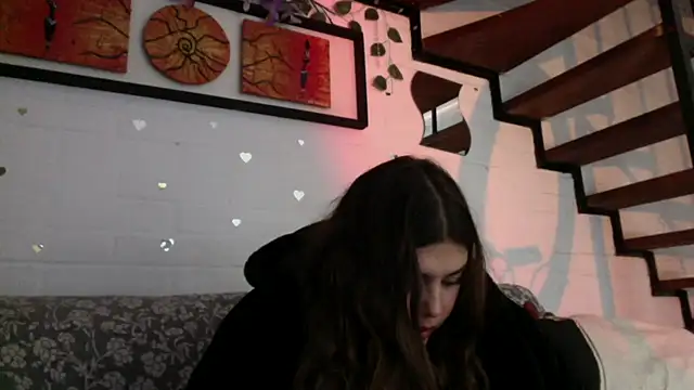 Snapshot of dreamgirl_sweet chatting on 05.22.26 dreamgirl sweet online show from 05.22.26