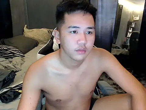 Snapshot of xgregor07 chatting on 10.28.25 xgregor07 online show from 10.28.25