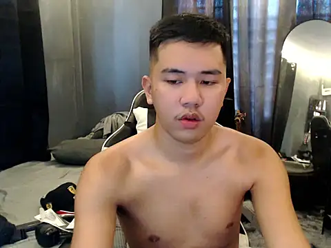 Snapshot of xgregor07 chatting on 11.07.25 xgregor07 online show from 11.07.25