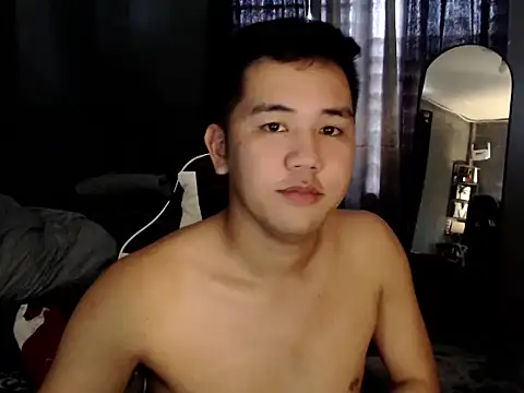 Snapshot of xgregor07 chatting on 11.21.25 xgregor07 online show from 11.21.25