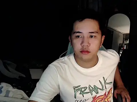 Snapshot of xgregor07 chatting on 11.22.25 xgregor07 online show from 11.22.25