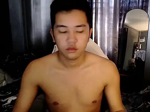 Snapshot of xgregor07 chatting on 11.28.25 xgregor07 online show from 11.28.25