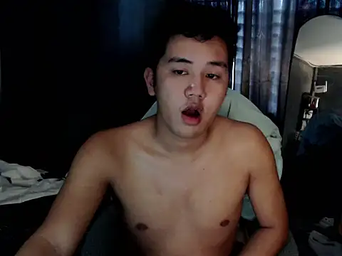 Snapshot of xgregor07 chatting on 12.05.25 xgregor07 online show from 12.05.25