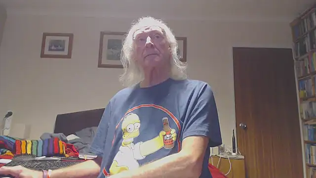 Snapshot of WaverlyKernow chatting on 01.13.26 WaverlyKernow online show from 01.13.26