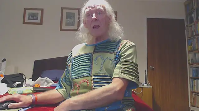 Snapshot of WaverlyKernow chatting on 02.20.26 WaverlyKernow online show from 02.20.26