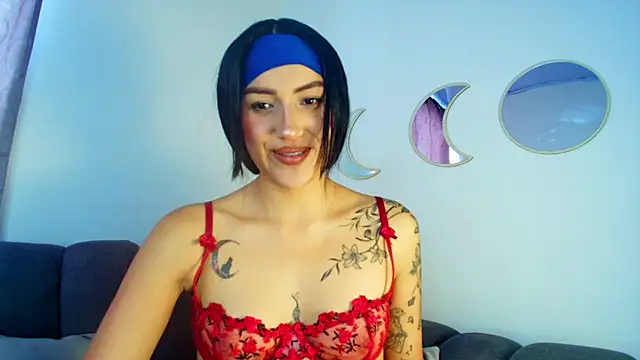 natashapridee  online show from 03.14.25