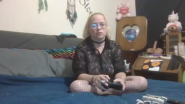 Toybox13 Pika online show from 10.29.25