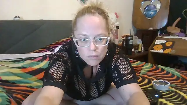 Toybox13 Pika online show from 11.24.25