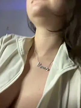 Snapshot of chunliklk chatting on 03.01.25 chunliklk online show from 03.01.25