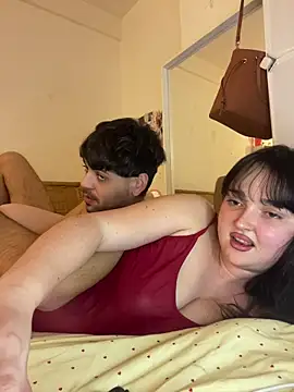 Snapshot of chunliklk chatting on 12.15.25 chunliklk online show from 12.15.25