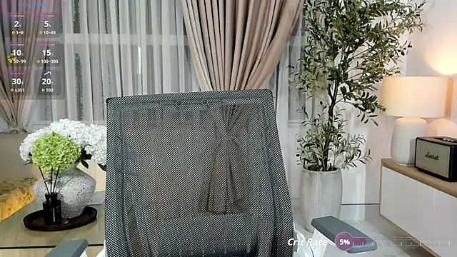 Snapshot of _Joliie_ chatting on 06.10.26 Joliie online show from 06.10.26