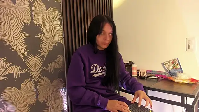  shantal smith online show from 04.16.26