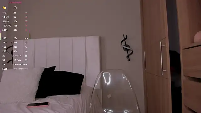 Tifany lopezz online show from 11.20.25