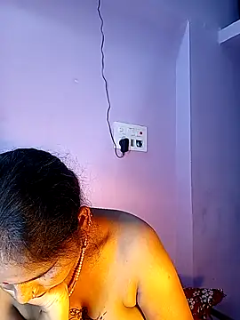 reemacouple007 online show from 01.31.26