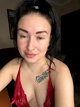 Roxana Bell online show from 11.01.25