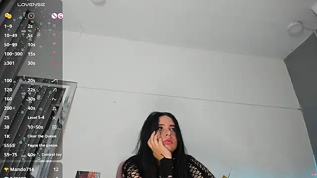 Snapshot of liily_moore chatting on 12.08.24 liily moore online show from 12.08.24