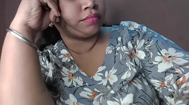 Snapshot of Ravina_patil1 chatting on 01.21.25 Ravina patil1 online show from 01.21.25