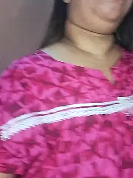 Snapshot of Ravina_patil1 chatting on 02.02.25 Ravina patil1 online show from 02.02.25