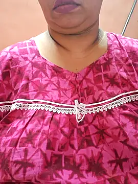 Snapshot of Ravina_patil1 chatting on 03.20.25 Ravina patil1 online show from 03.20.25