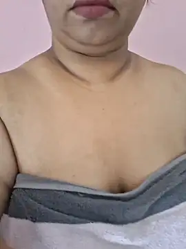 Ravina patil1 online show from 04.23.26