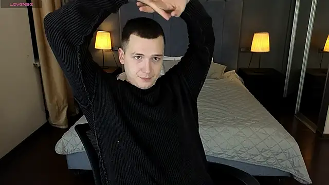 Snapshot of HARDIN_STEWARD chatting on 11.13.25 HARDIN STEWARD online show from 11.13.25