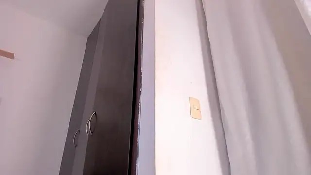 Avaline Blancx online show from 02.05.25