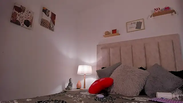 Avaline Blancx online show from 02.27.25