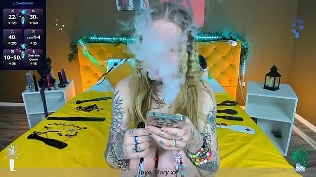 Mary Xextra online show from 01.19.25