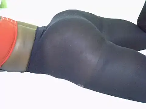 Snapshot of candililie chatting on 03.16.25 candililie online show from 03.16.25