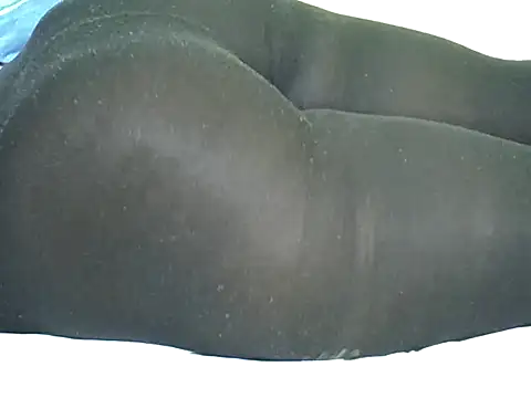 Snapshot of candililie chatting on 10.07.25 candililie online show from 10.07.25