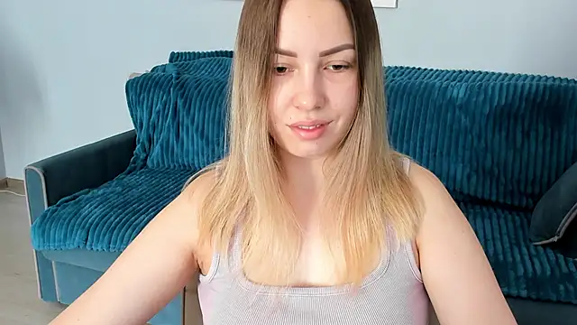 Snapshot of Mia_shy1 chatting on 02.12.25 Mia shy1 online show from 02.12.25