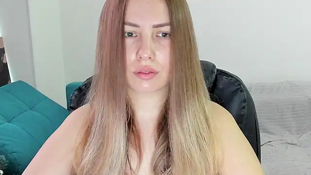 Mia shy1 online show from 01.14.26