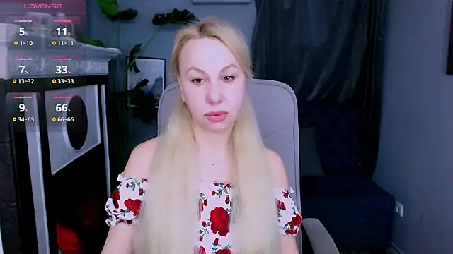 Snapshot of Anny_Jey_ chatting on 02.04.25 Anny Jey online show from 02.04.25