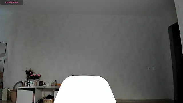 Snapshot of Linaa_Land chatting on 05.05.26 Linaa Land online show from 05.05.26