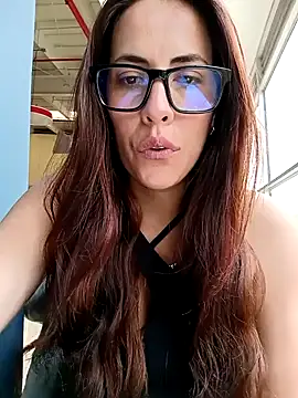 Snapshot of Lena-32 chatting on 02.03.25 Lena-32 online show from 02.03.25