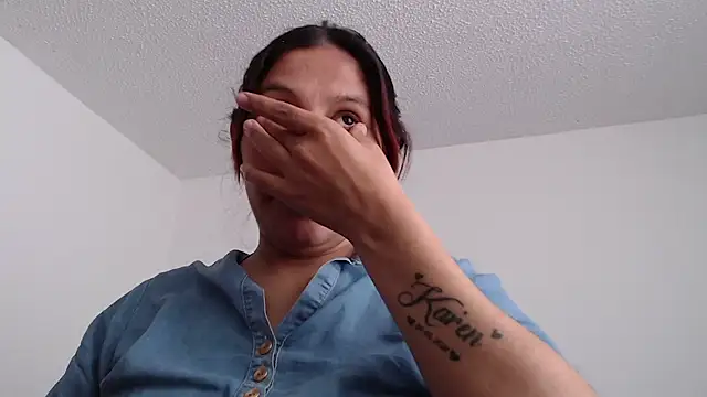 Snapshot of Ashley_A chatting on 01.21.25 Ashley A online show from 01.21.25