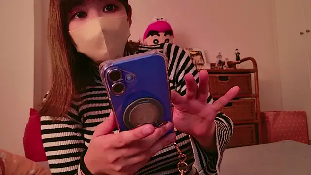 Snapshot of Megu_Melon chatting on 12.28.24 Megu Melon online show from 12.28.24