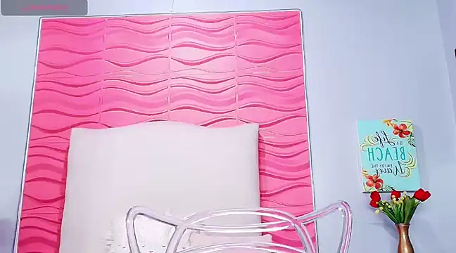 Veronica Tits online show from 02.05.25