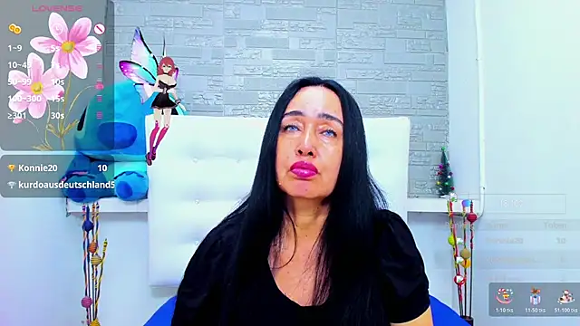 HorniestMilf online show from 11.05.25