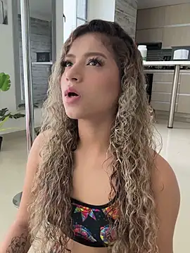 Melina-Smith online show from 11.12.25