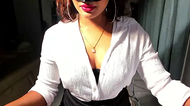 Bad Girl Kayra69 online show from 01.13.26