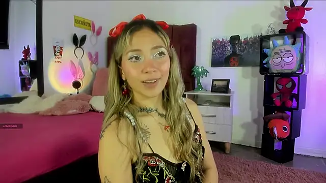 alisson zafiro  online show from 02.03.25