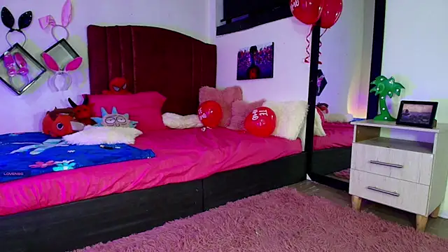 alisson zafiro  online show from 02.18.25