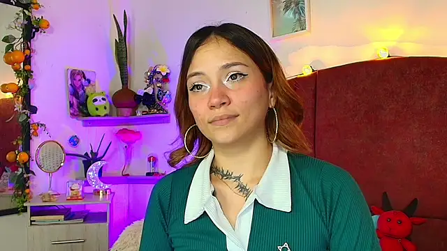 alisson zafiro  online show from 04.11.26