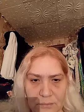 Minna Jeannie online show from 11.17.25