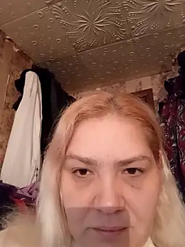 Minna Jeannie online show from 11.25.25