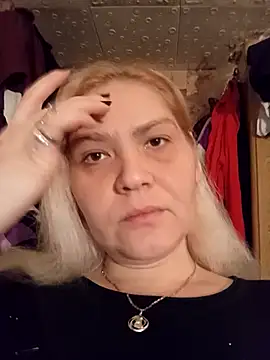 Minna Jeannie online show from 11.28.25