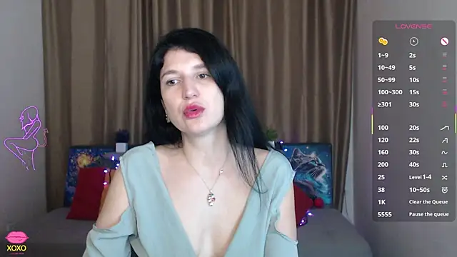 Snapshot of Alianna_Solo_Kisses chatting on 03.16.25 Alianna Solo Kisses online show from 03.16.25